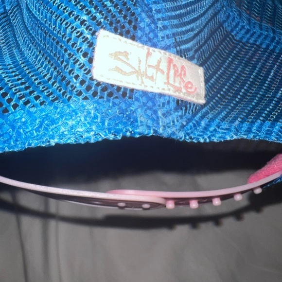 Saltlife Vacation State of Mind trucker hat mesh back adjustable - Picture 3 of 7